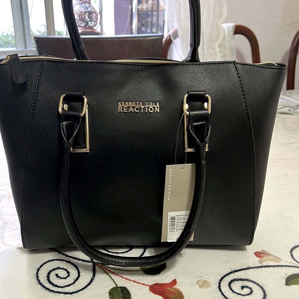 Brand new Kenneth Cole Reaction purse